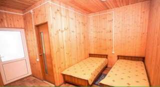 Гостевой дом Золотая Лагуна Анапа Четырехместный номер -люкс-2