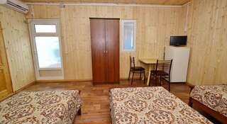 Гостевой дом Золотая Лагуна Анапа Трехместный номер-2