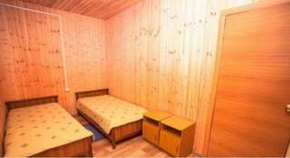 Гостевой дом Золотая Лагуна Анапа Четырехместный номер -люкс-1